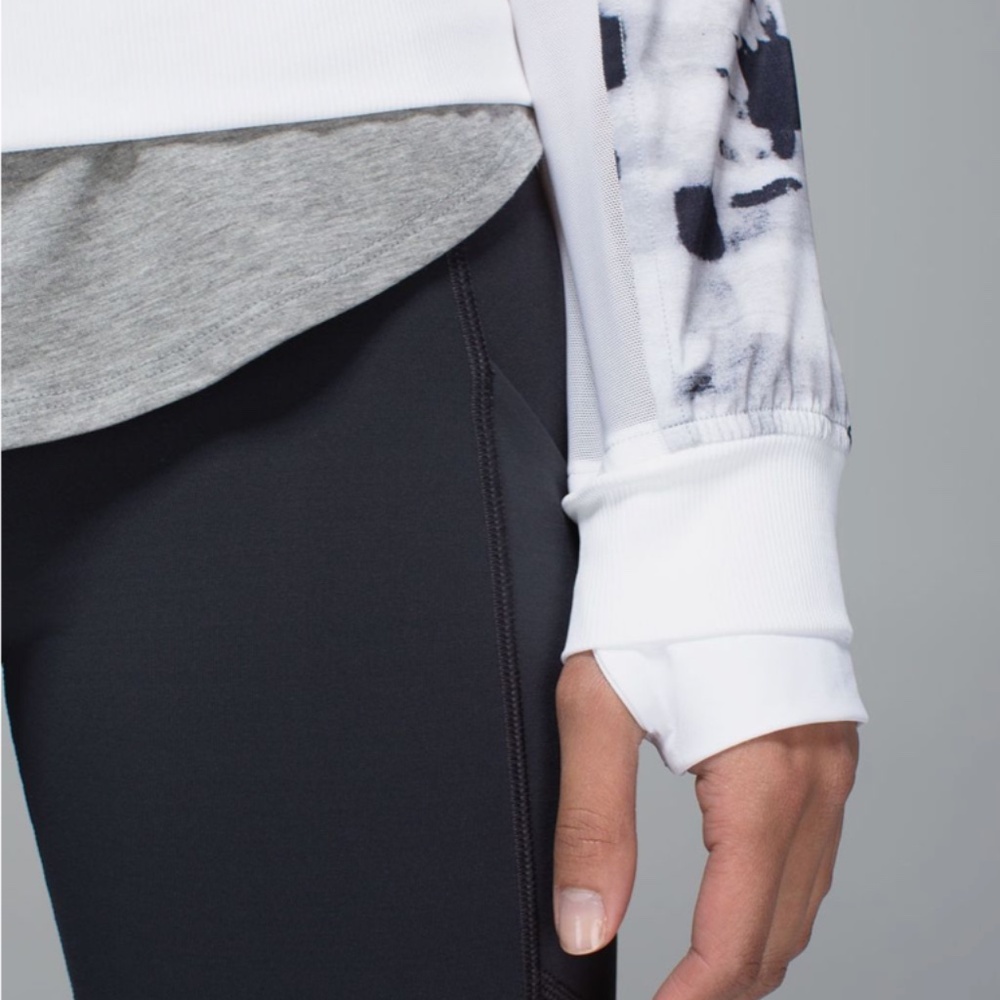 Lululemon Noir Jacket II - Picture 3 of 9